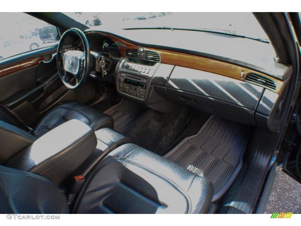 2001 Cadillac DeVille Limousine Dashboard Photos