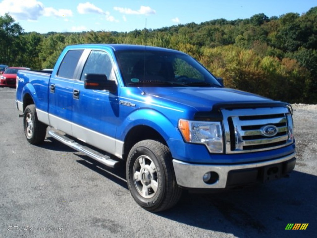 2010 F150 XLT SuperCrew 4x4 - Blue Flame Metallic / Medium Stone photo #2