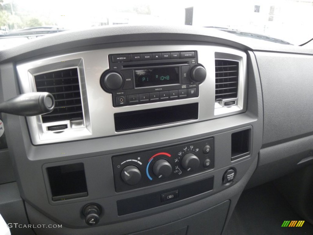 2008 Ram 1500 Big Horn Edition Quad Cab - Flame Red / Medium Slate Gray photo #20