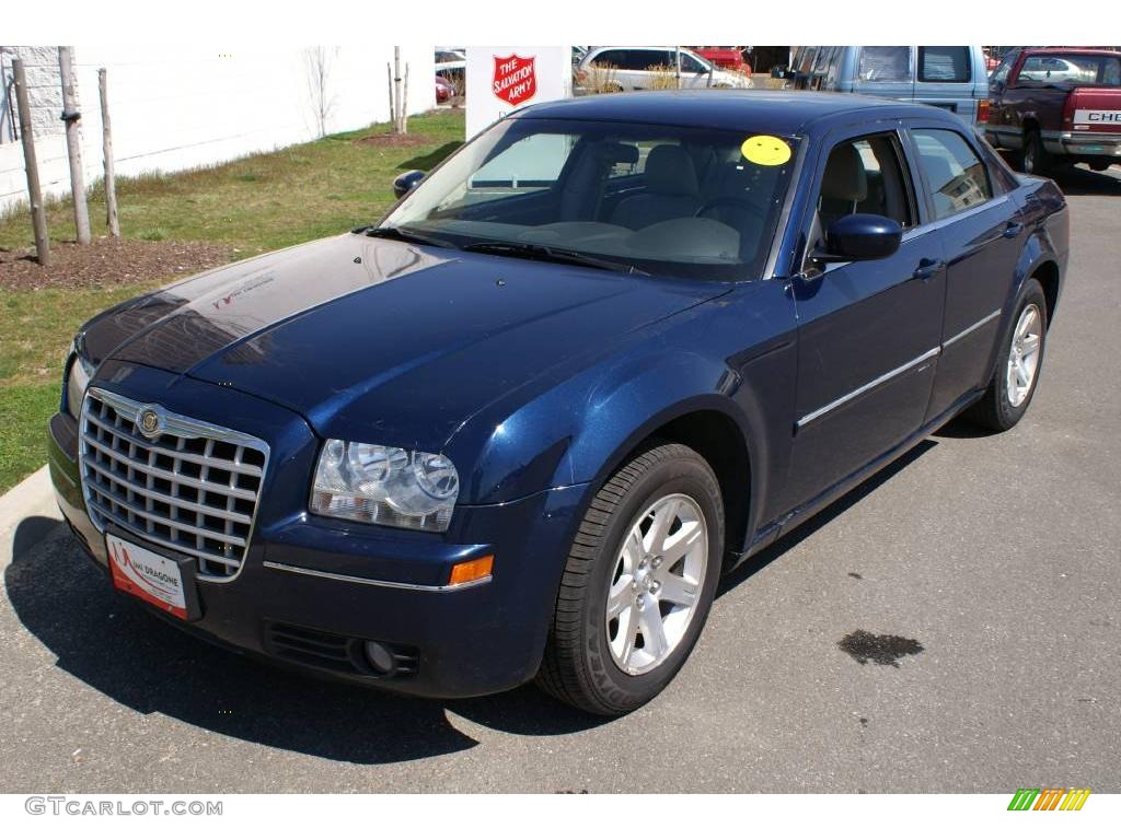 Midnight Blue Pearlcoat Chrysler 300