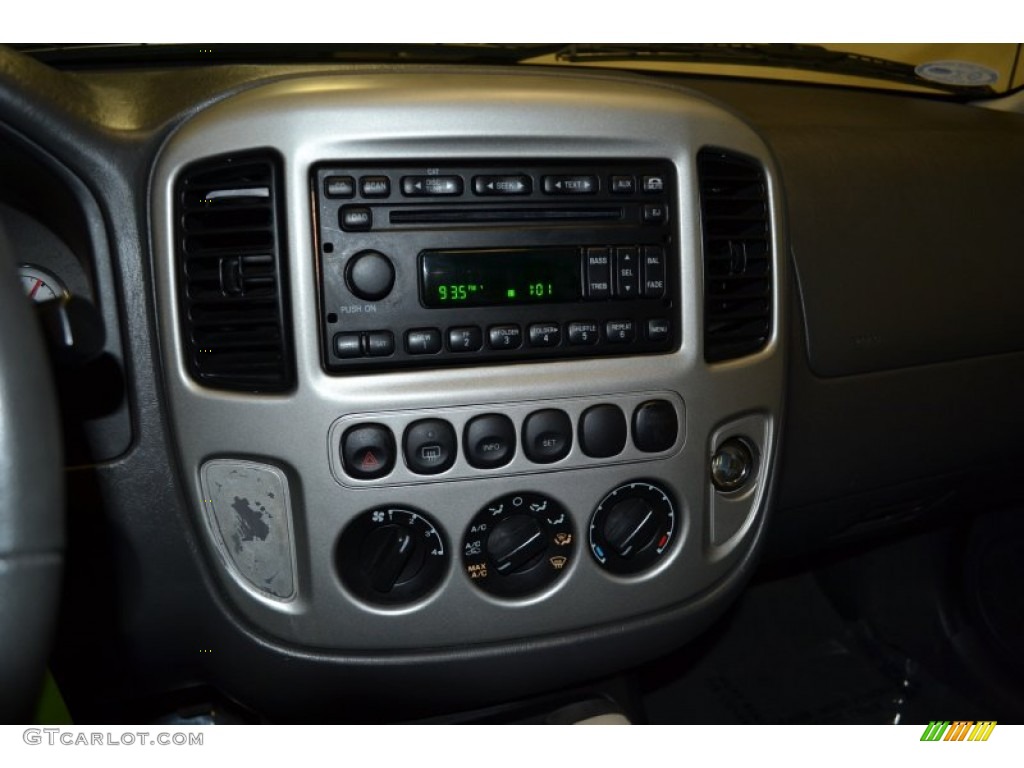 2007 Ford Escape Hybrid Controls Photo #71041100