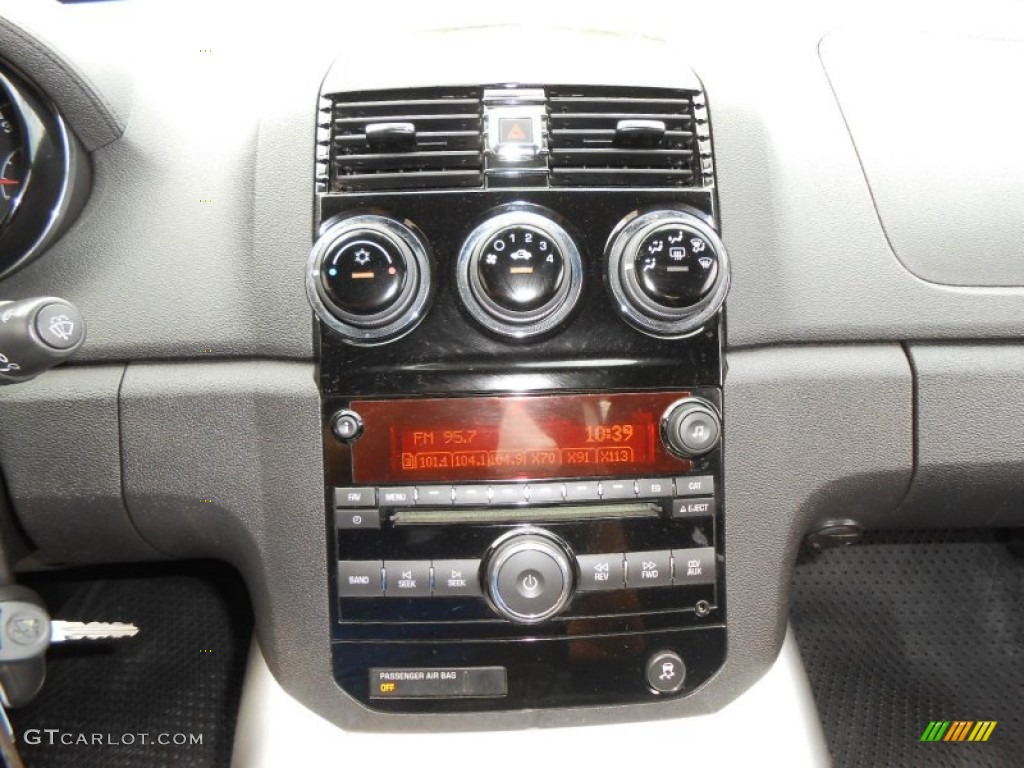 2008 Saturn Sky Roadster Controls Photo #71043095