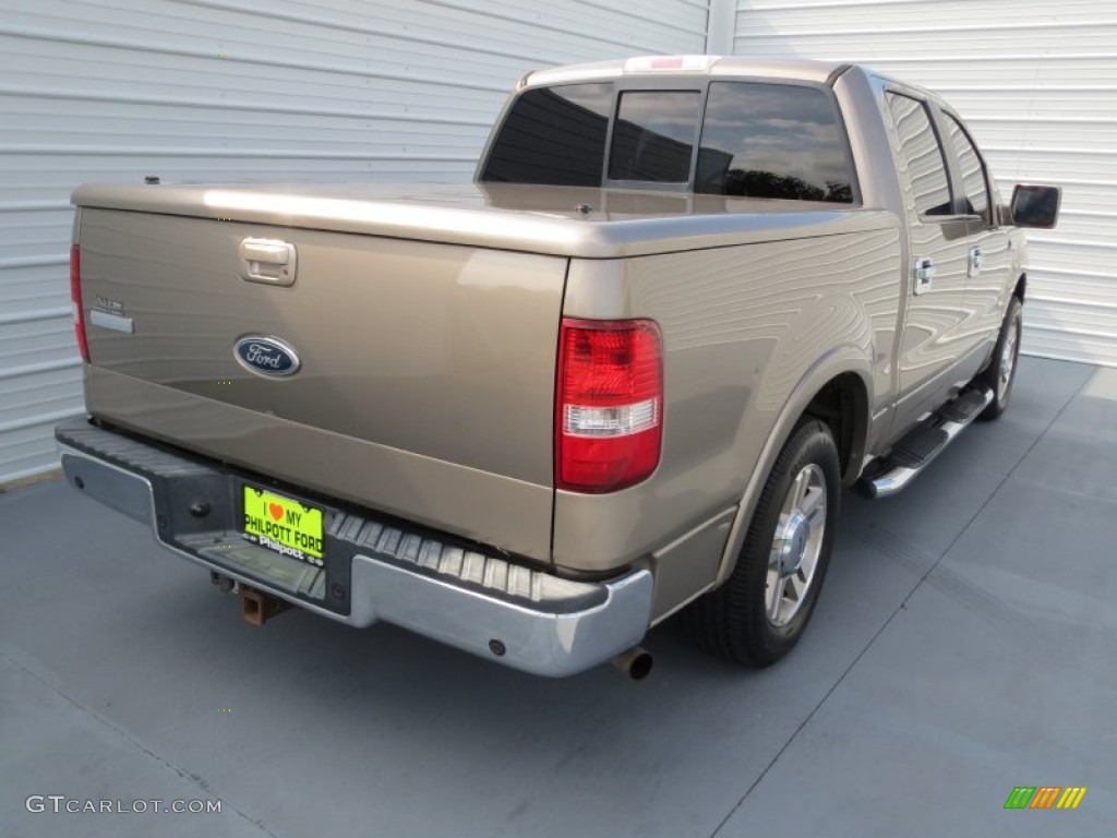 2005 F150 Lariat SuperCrew - Arizona Beige Metallic / Tan photo #3