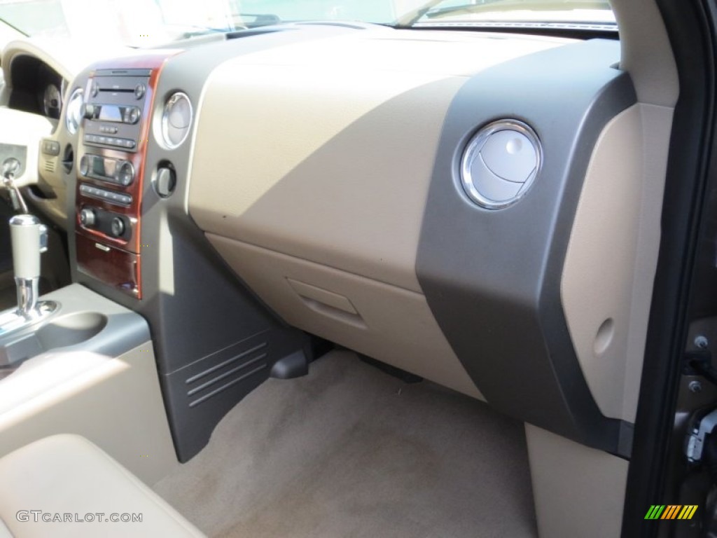 2005 F150 Lariat SuperCrew - Arizona Beige Metallic / Tan photo #27