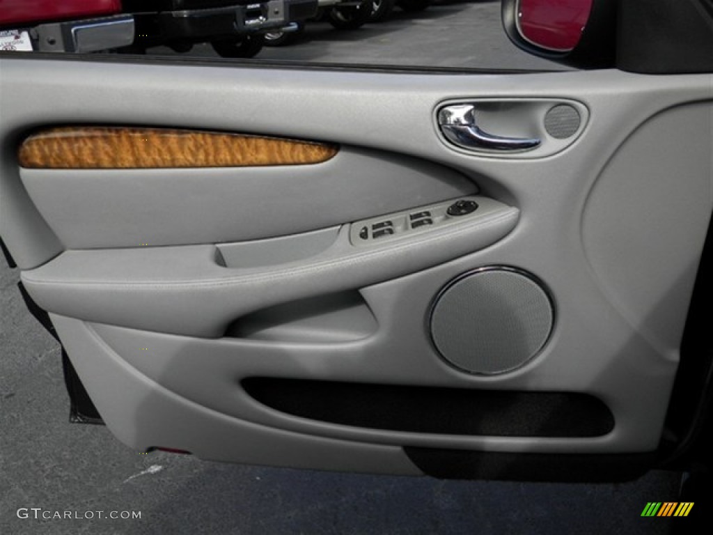 2004 Jaguar X-Type 3.0 Charcoal Door Panel Photo #71045138