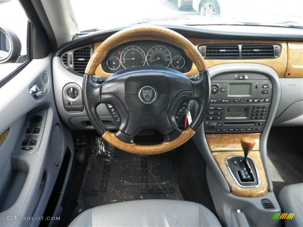 2004 Jaguar X-Type 3.0 Charcoal Dashboard Photo #71045192