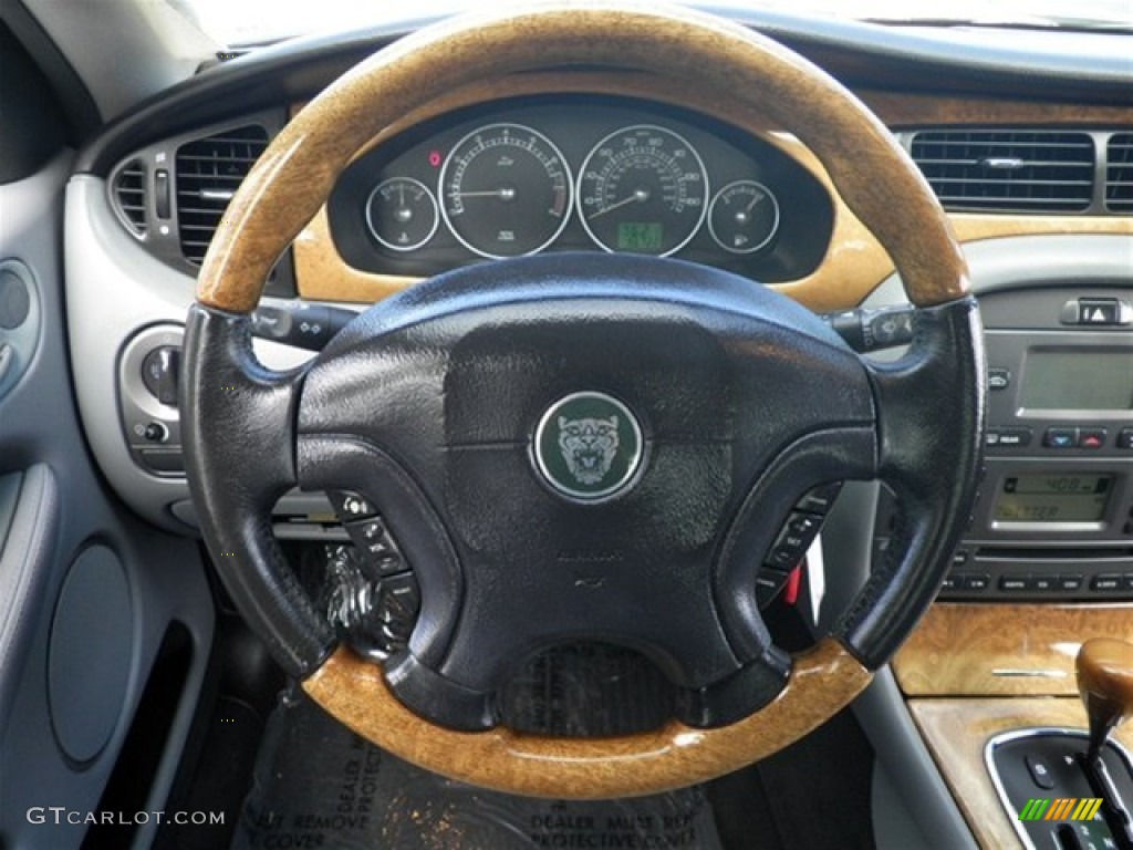 2004 Jaguar X-Type 3.0 Charcoal Steering Wheel Photo #71045201