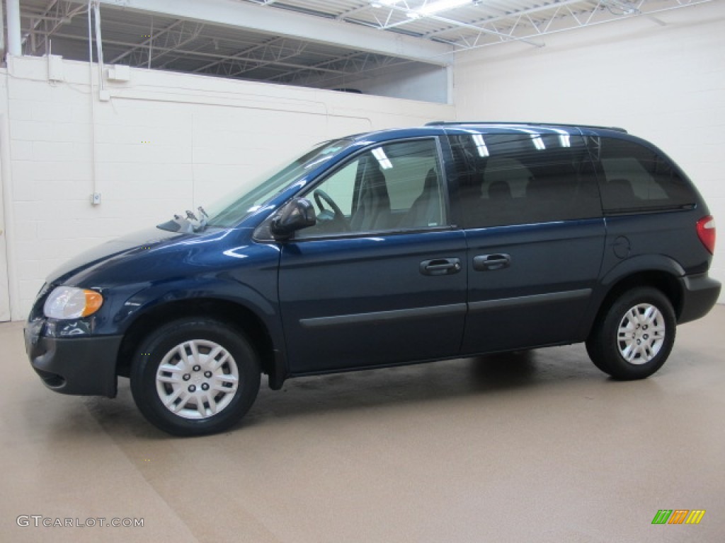 2005 Caravan SE - Midnight Blue Pearl / Medium Slate Gray photo #5