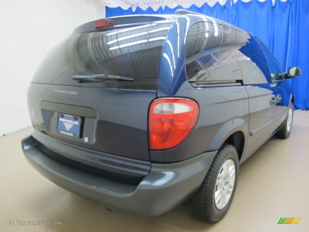 2005 Caravan SE - Midnight Blue Pearl / Medium Slate Gray photo #9