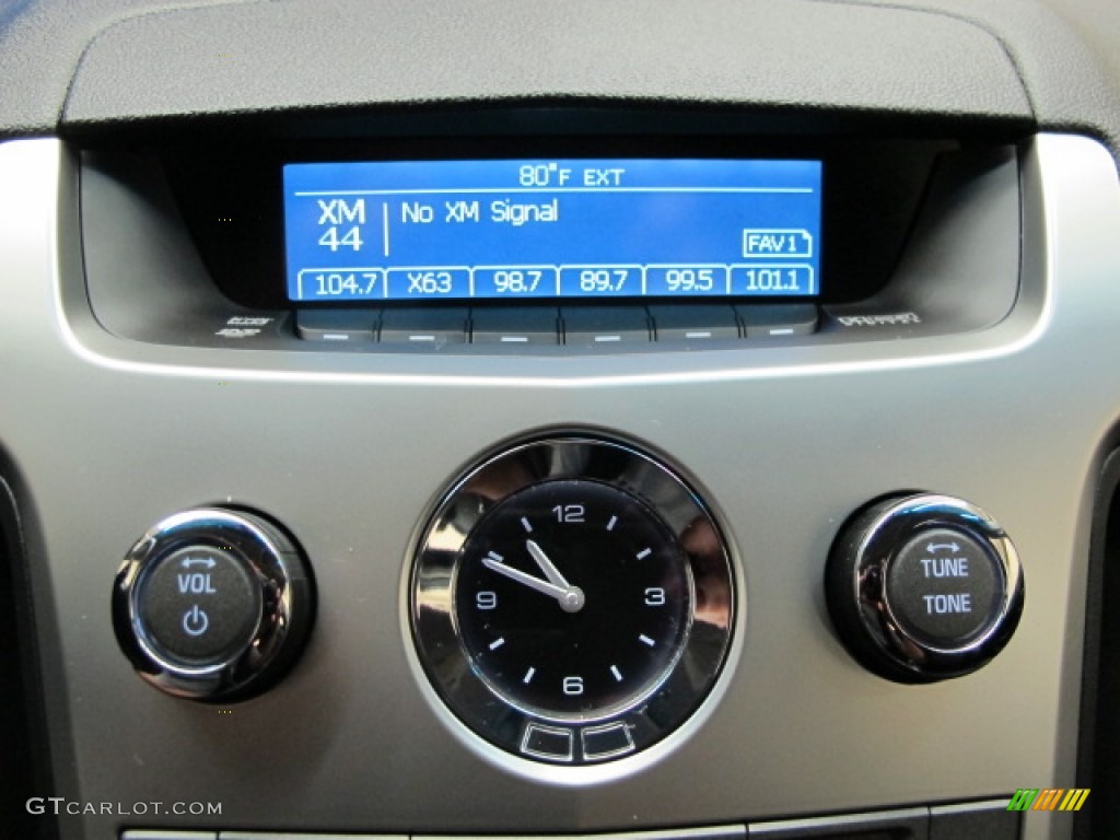 2010 Cadillac CTS 3.6 Sport Wagon Controls Photo #71048840