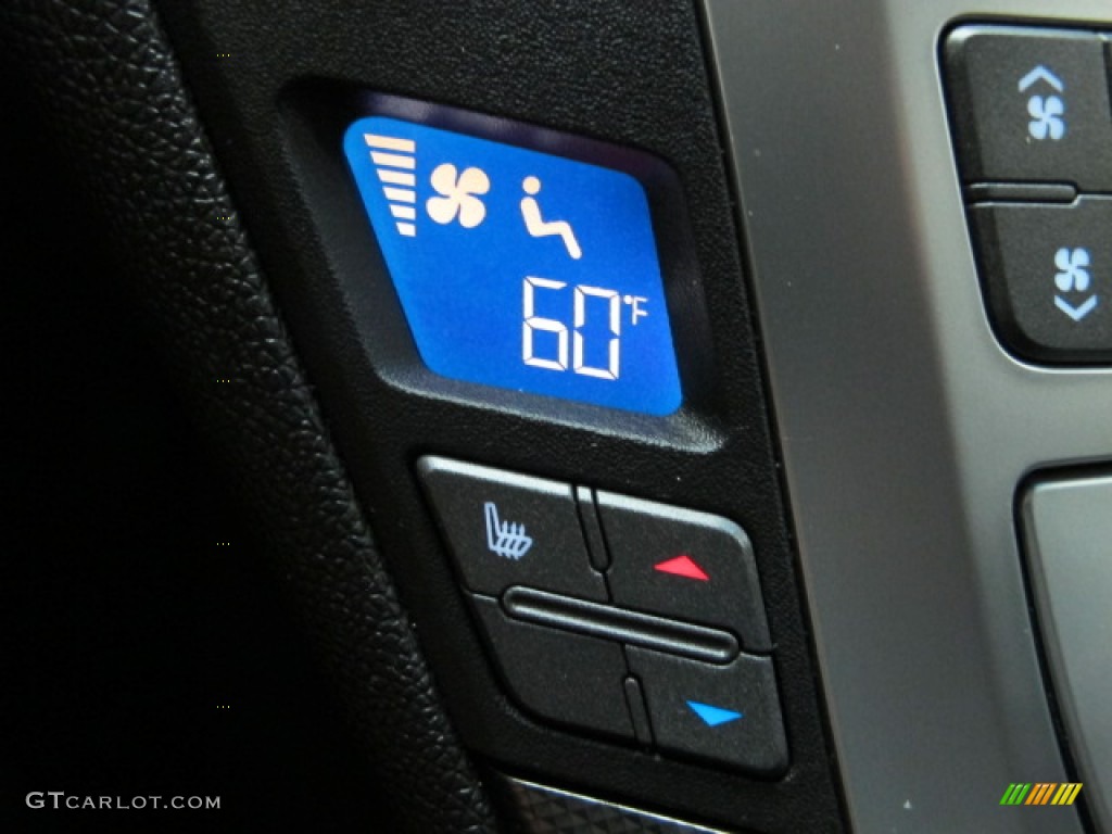 2010 Cadillac CTS 3.6 Sport Wagon Controls Photo #71048860