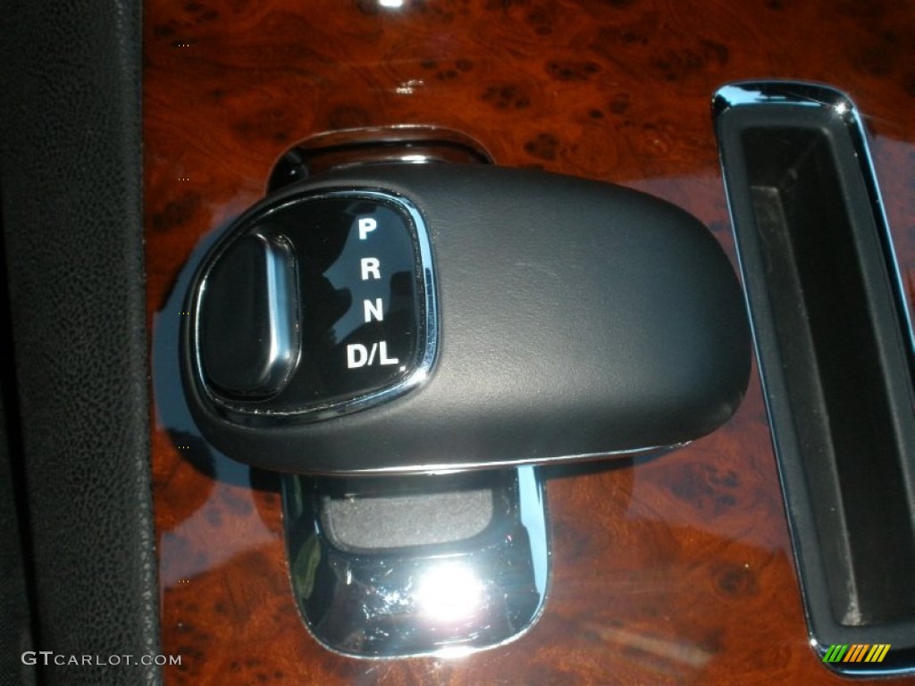 2012 Chrysler 300 Limited 8 Speed Automatic Transmission Photo #71049695
