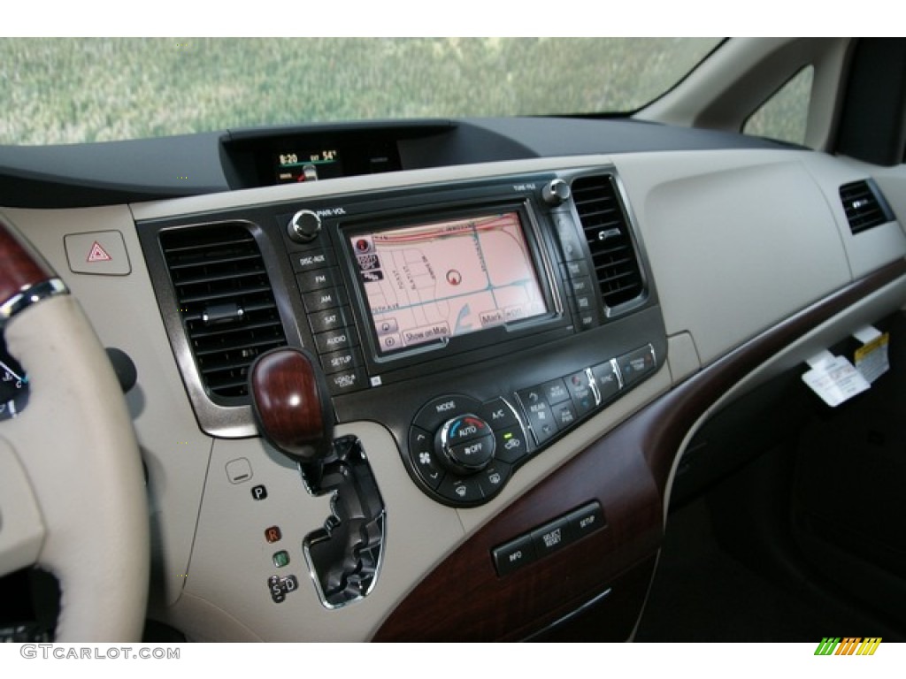 2013 Toyota Sienna Limited AWD Light Gray Dashboard Photo #71051155