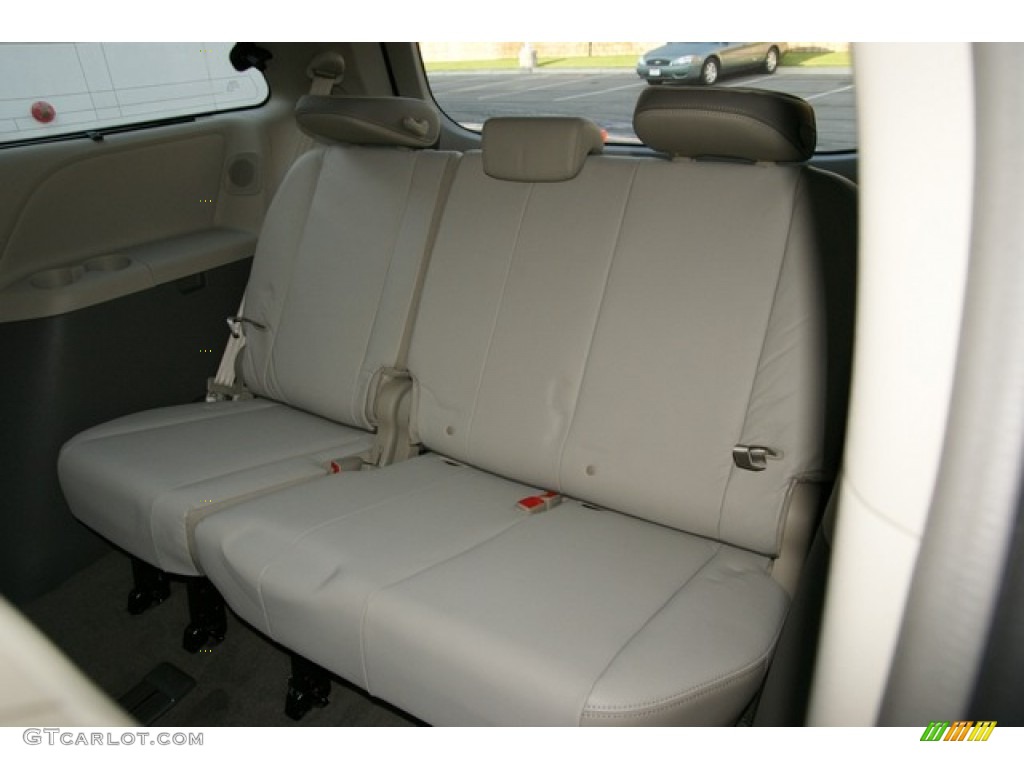 2013 Toyota Sienna Limited AWD Rear Seat Photo #71051174
