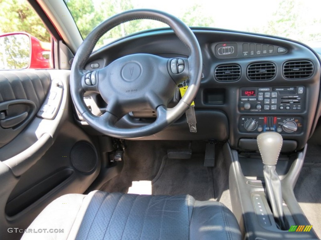 2001 Pontiac Grand Prix GT Coupe Graphite Dashboard Photo #71051300