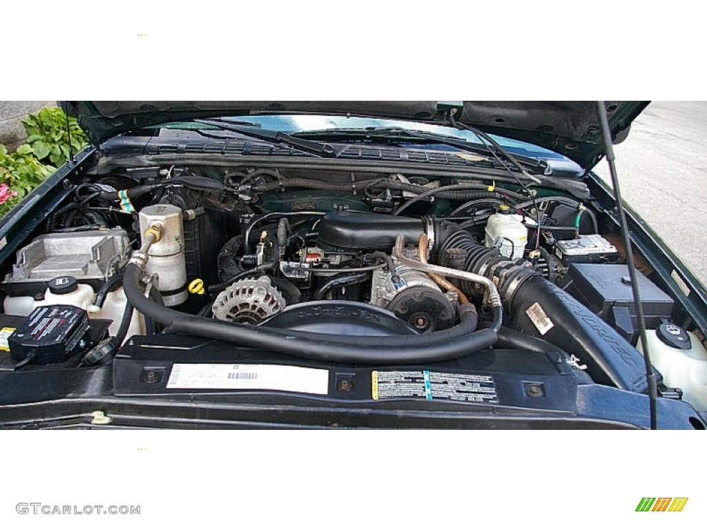 2003 S10 LS Crew Cab 4x4 - Dark Green Metallic / Graphite photo #10