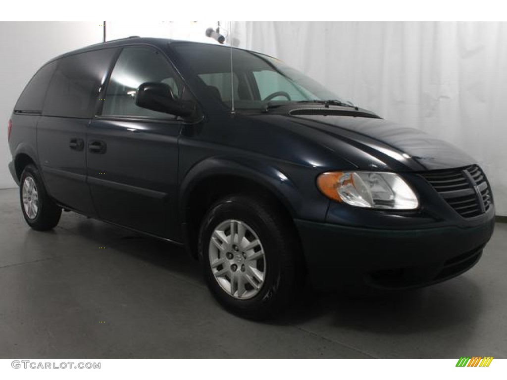 2005 Caravan SE - Midnight Blue Pearl / Medium Slate Gray photo #3
