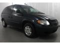 2005 Midnight Blue Pearl Dodge Caravan SE  photo #3