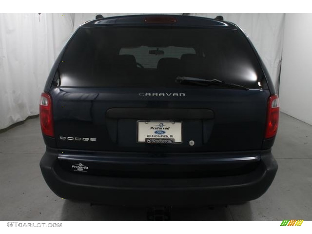 2005 Caravan SE - Midnight Blue Pearl / Medium Slate Gray photo #5