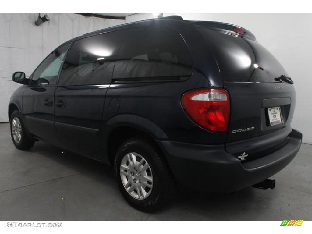 2005 Caravan SE - Midnight Blue Pearl / Medium Slate Gray photo #6
