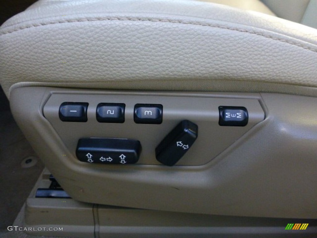 2009 Volvo XC90 3.2 AWD Controls Photo #71056361