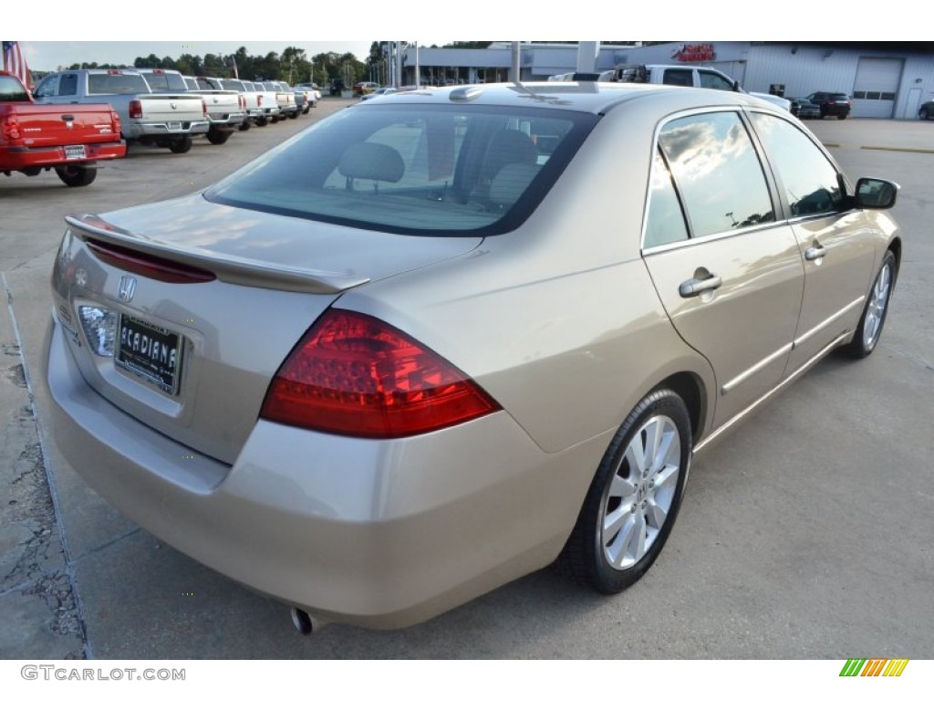 2007 Accord EX-L V6 Sedan - Desert Mist Metallic / Ivory photo #5