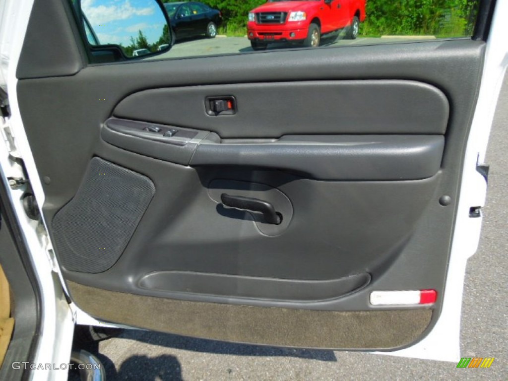 2005 Chevrolet Silverado 2500HD LS Extended Cab Dark Charcoal Door Panel Photo #71059049