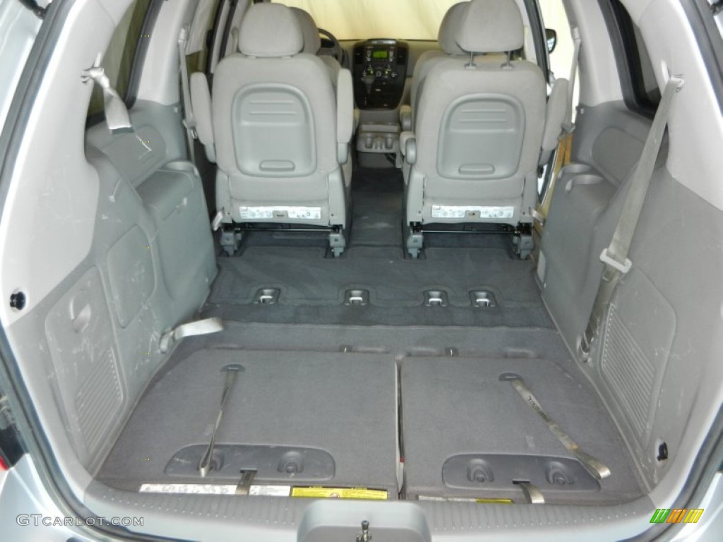 2011 Sedona LX - Clear Silver / Gray photo #17