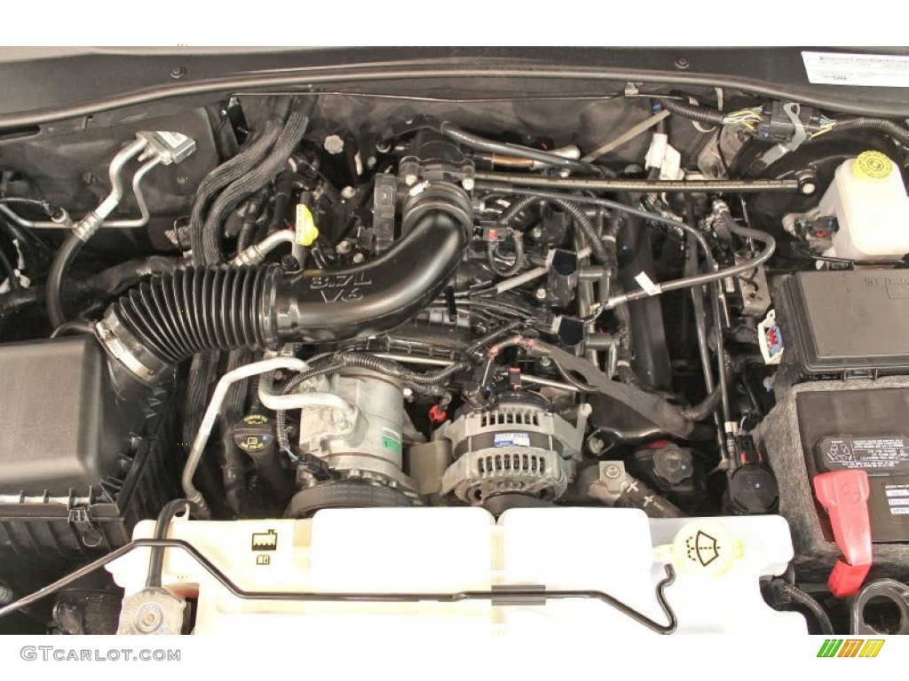 2012 Jeep Liberty Sport 4x4 Engine Photos