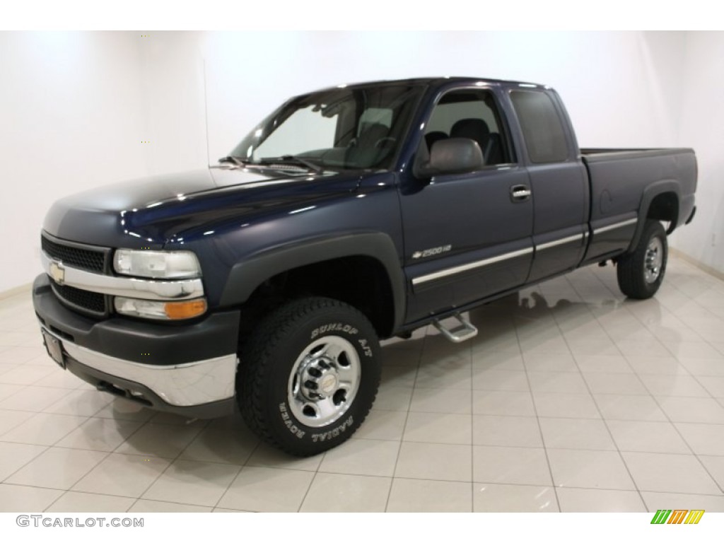 2002 Silverado 2500 LS Extended Cab - Indigo Blue Metallic / Graphite photo #3