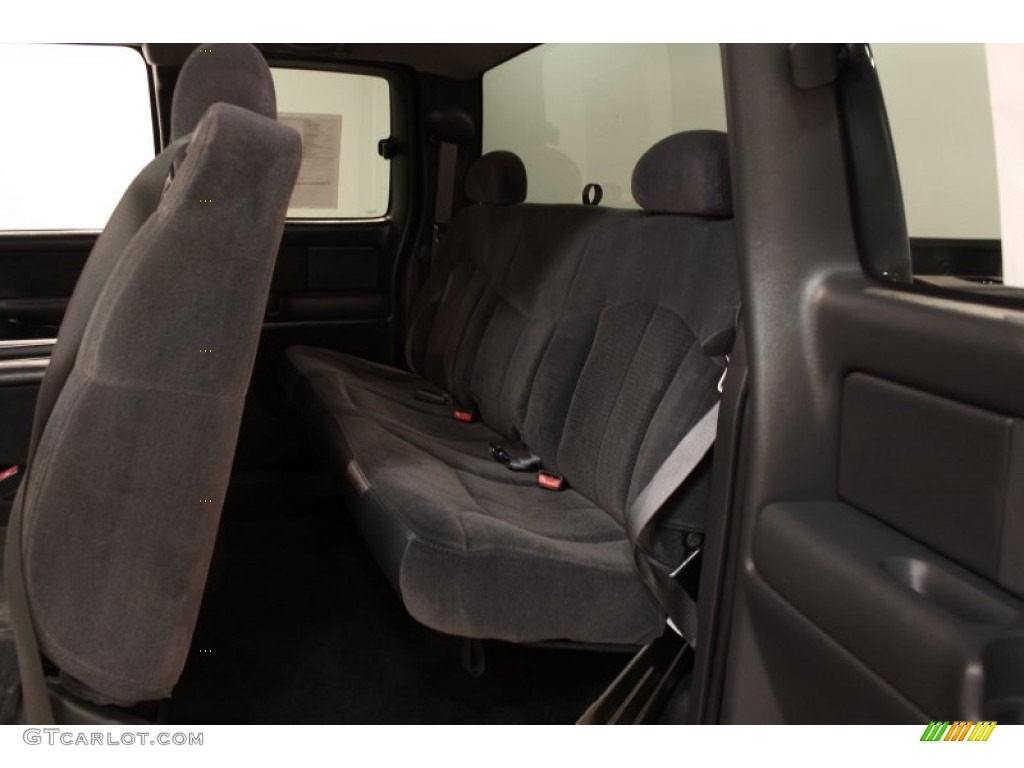 2002 Silverado 2500 LS Extended Cab - Indigo Blue Metallic / Graphite photo #12
