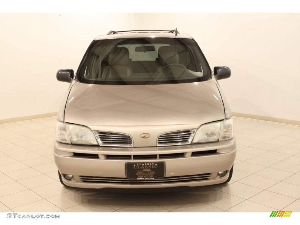 2001 Silhouette Premier - Sand / Mocha Two-Tone photo #2