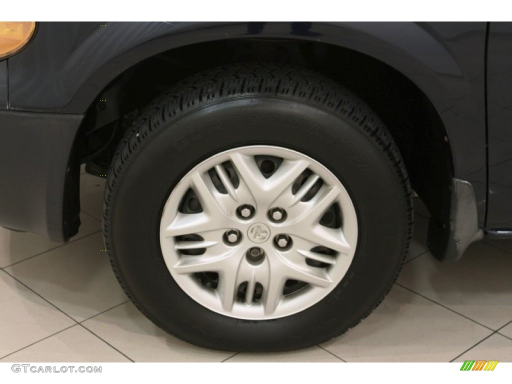 2004 Dodge Caravan SE Wheel Photos