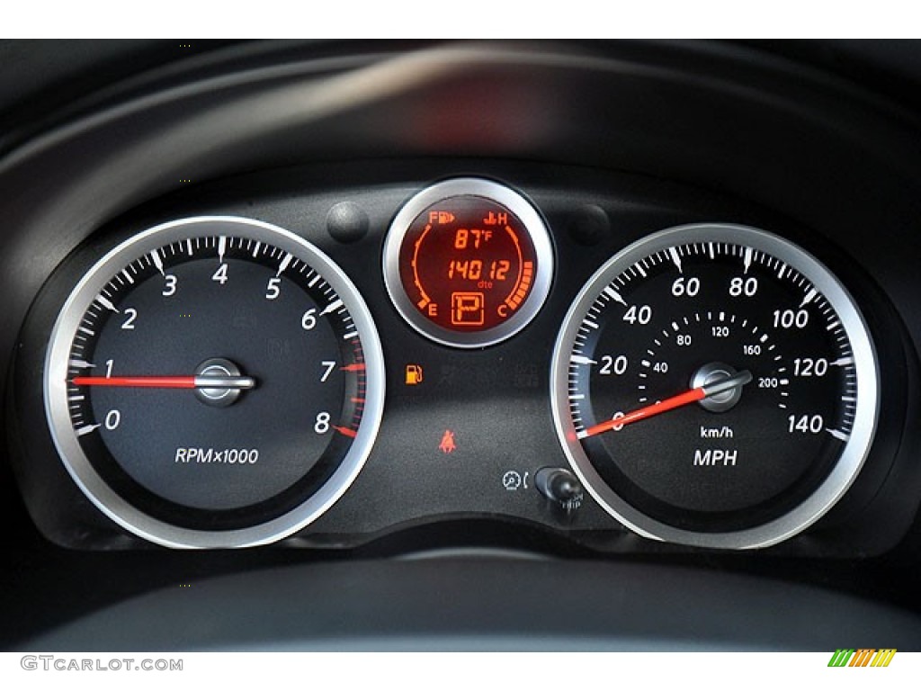 2011 Nissan Sentra 2.0 SR Gauges Photos