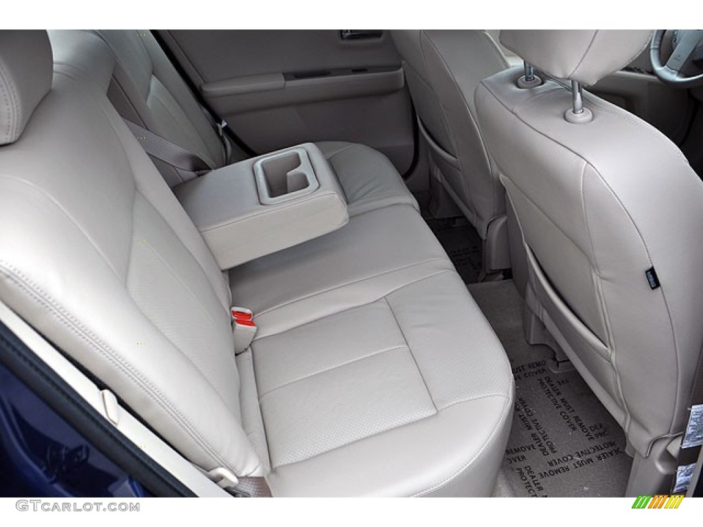 2012 Nissan Sentra 2.0 SL Rear Seat Photos