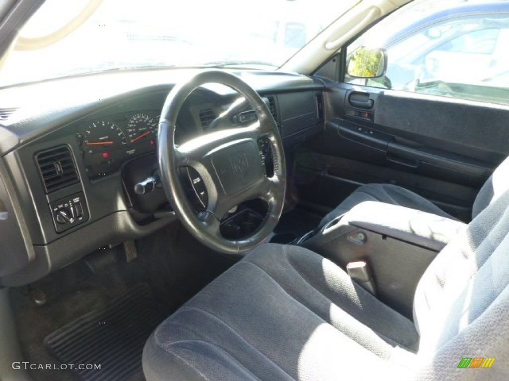 2004 Dakota SLT Club Cab 4x4 - Bright White / Dark Slate Gray photo #9