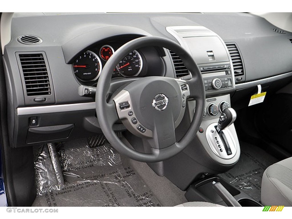 Charcoal Interior 2012 Nissan Sentra 2.0 S Photo #71064640