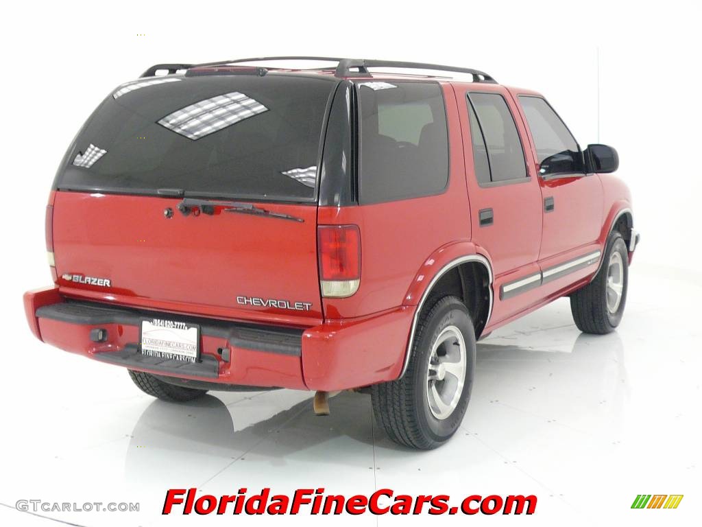 2000 Blazer LS - Victory Red / Medium Gray photo #2