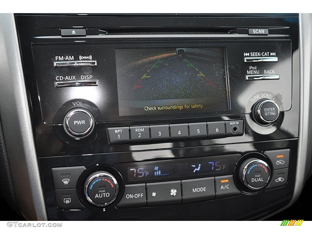 2013 Nissan Altima 2.5 S Controls Photo #71065759