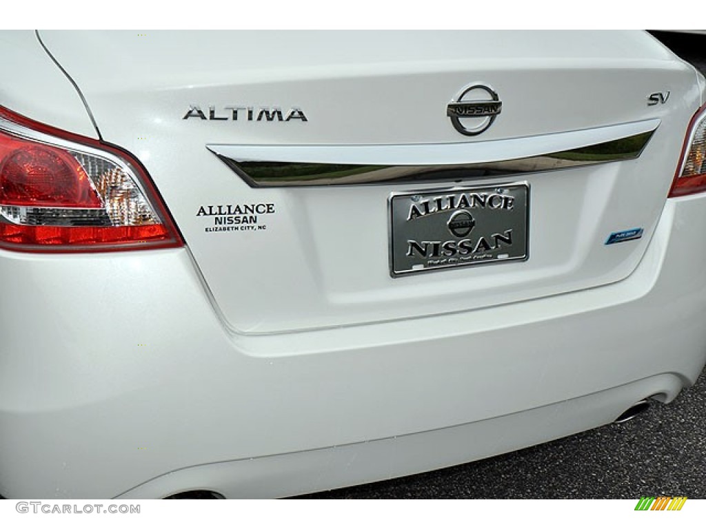 2013 Altima 2.5 SV - Pearl White / Beige photo #4