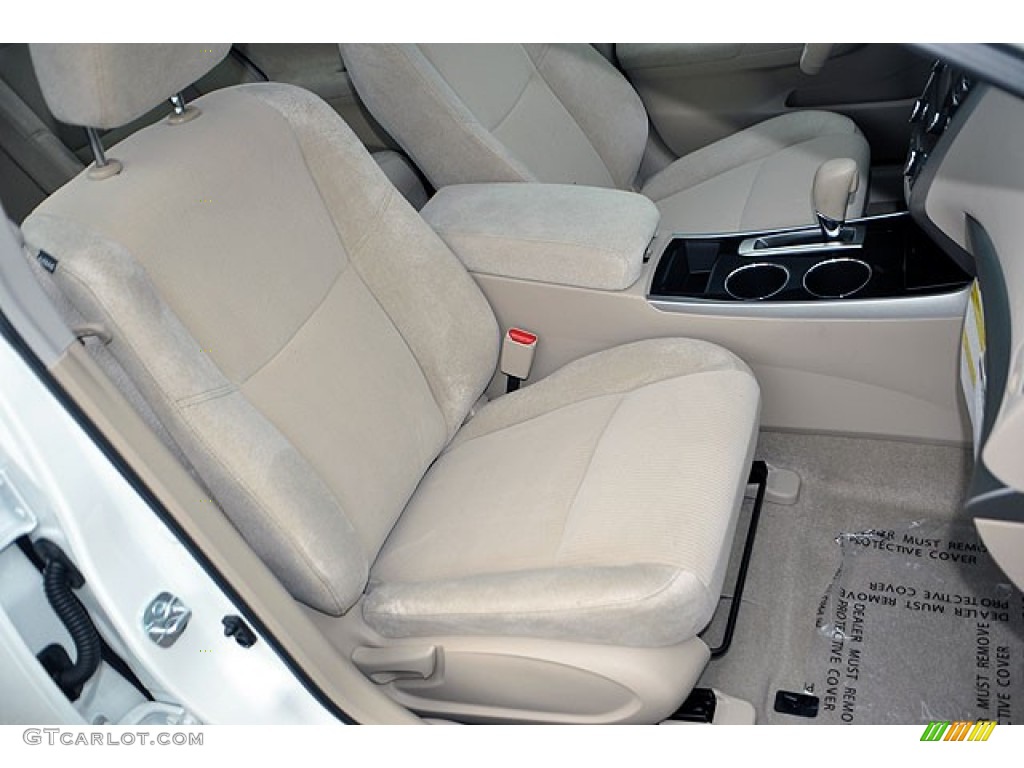 2013 Altima 2.5 SV - Pearl White / Beige photo #16