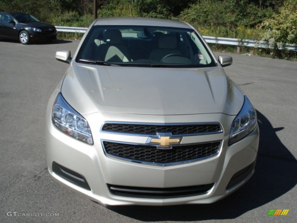 2013 Malibu LT - Champagne Silver Metallic / Cocoa/Light Neutral photo #3