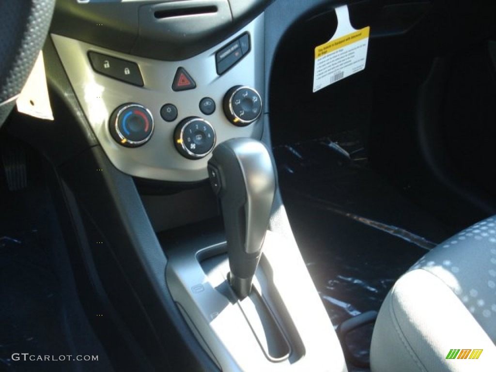 2013 Chevrolet Sonic LS Hatch 6 Speed Automatic Transmission Photo #71067166