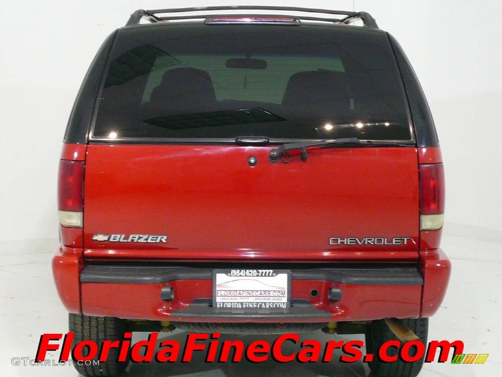 2000 Blazer LS - Victory Red / Medium Gray photo #6