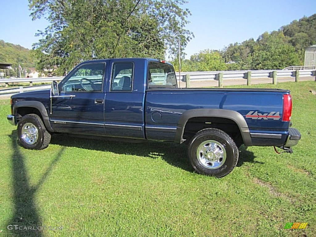 Indigo Blue Metallic 2000 Chevrolet Silverado 2500 LS Extended Cab 4x4 Exterior Photo #71067769