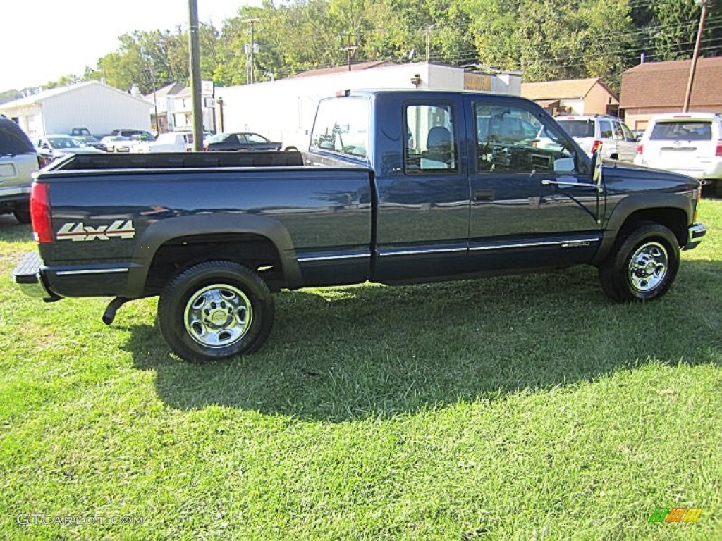 2000 Silverado 2500 LS Extended Cab 4x4 - Indigo Blue Metallic / Blue photo #9