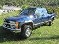 2000 Indigo Blue Metallic Chevrolet Silverado 2500 LS Extended Cab 4x4  photo #16