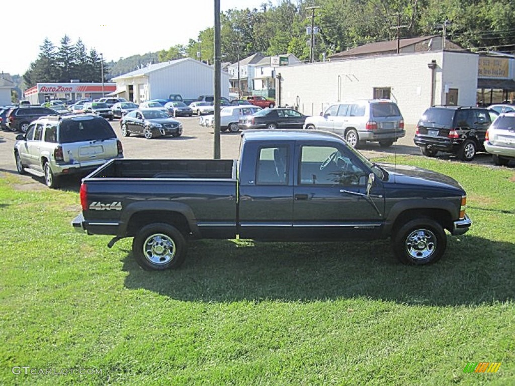 2000 Silverado 2500 LS Extended Cab 4x4 - Indigo Blue Metallic / Blue photo #20