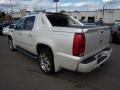 White Diamond - Escalade EXT AWD Photo No. 5