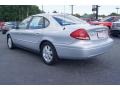 2005 Silver Frost Metallic Ford Taurus SEL  photo #32